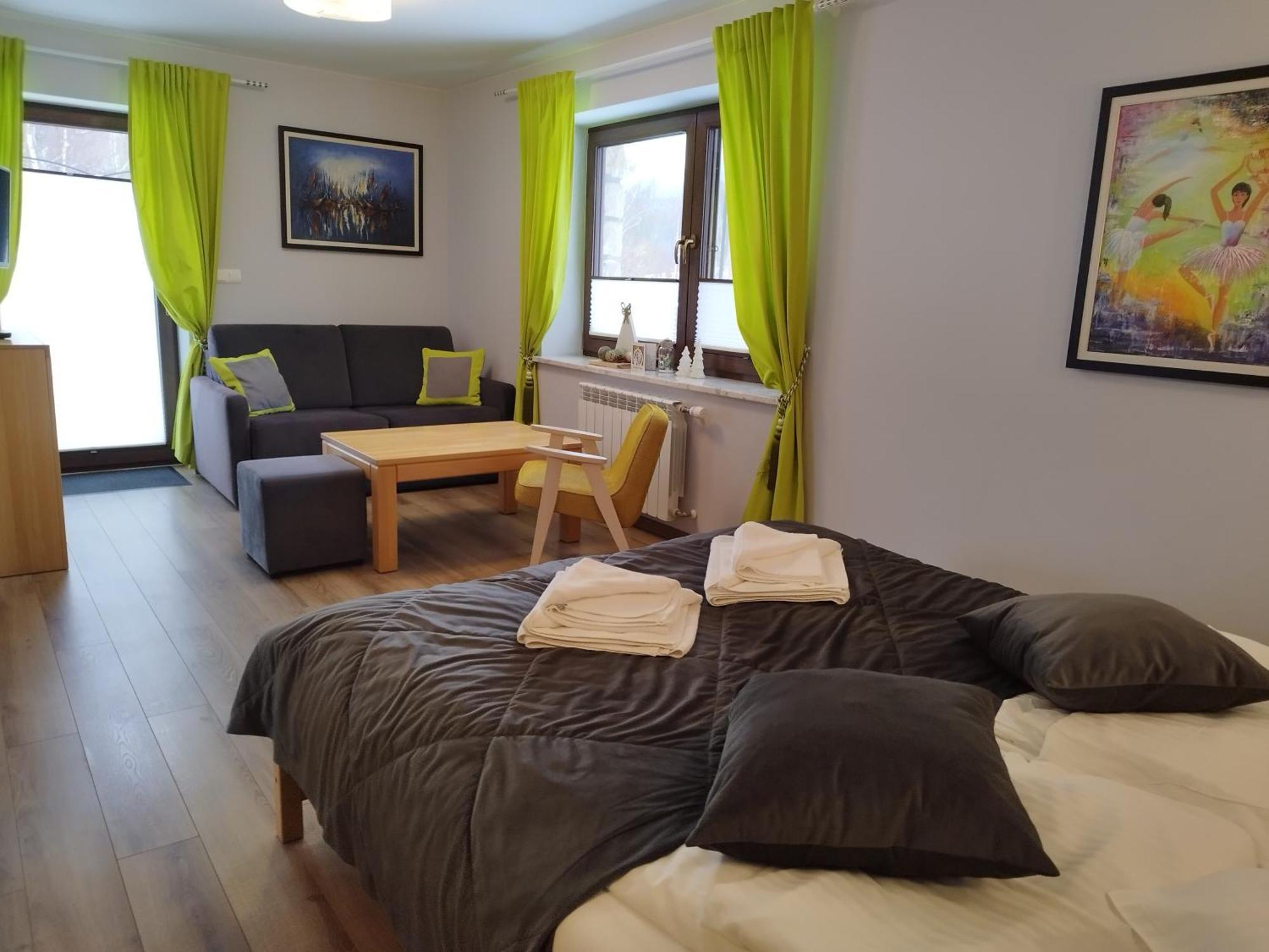 Apartamety I Pokoje Goscinne Na Jaskolczej Swieradow-Zdroj Ngoại thất bức ảnh