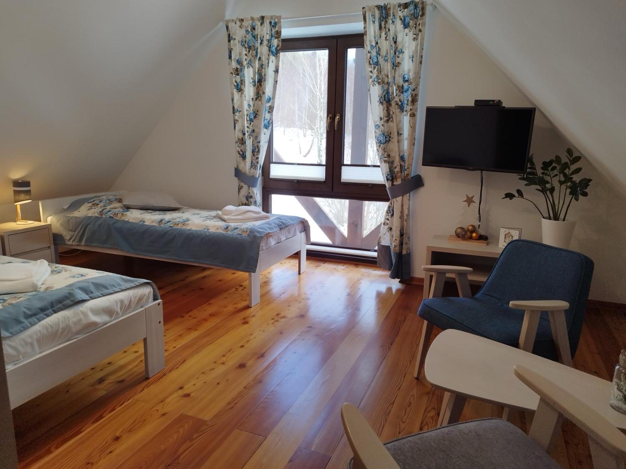 Apartamety I Pokoje Goscinne Na Jaskolczej Swieradow-Zdroj Ngoại thất bức ảnh
