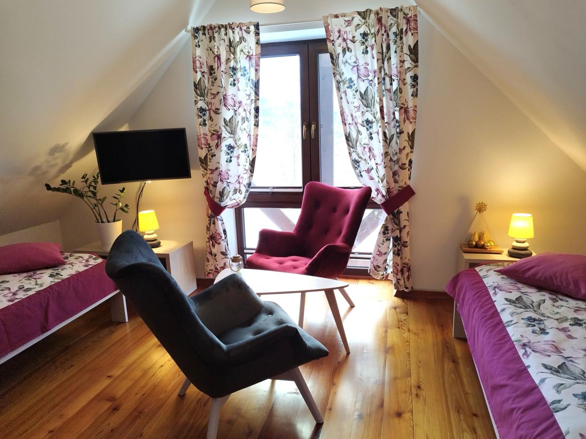 Apartamety I Pokoje Goscinne Na Jaskolczej Swieradow-Zdroj Ngoại thất bức ảnh