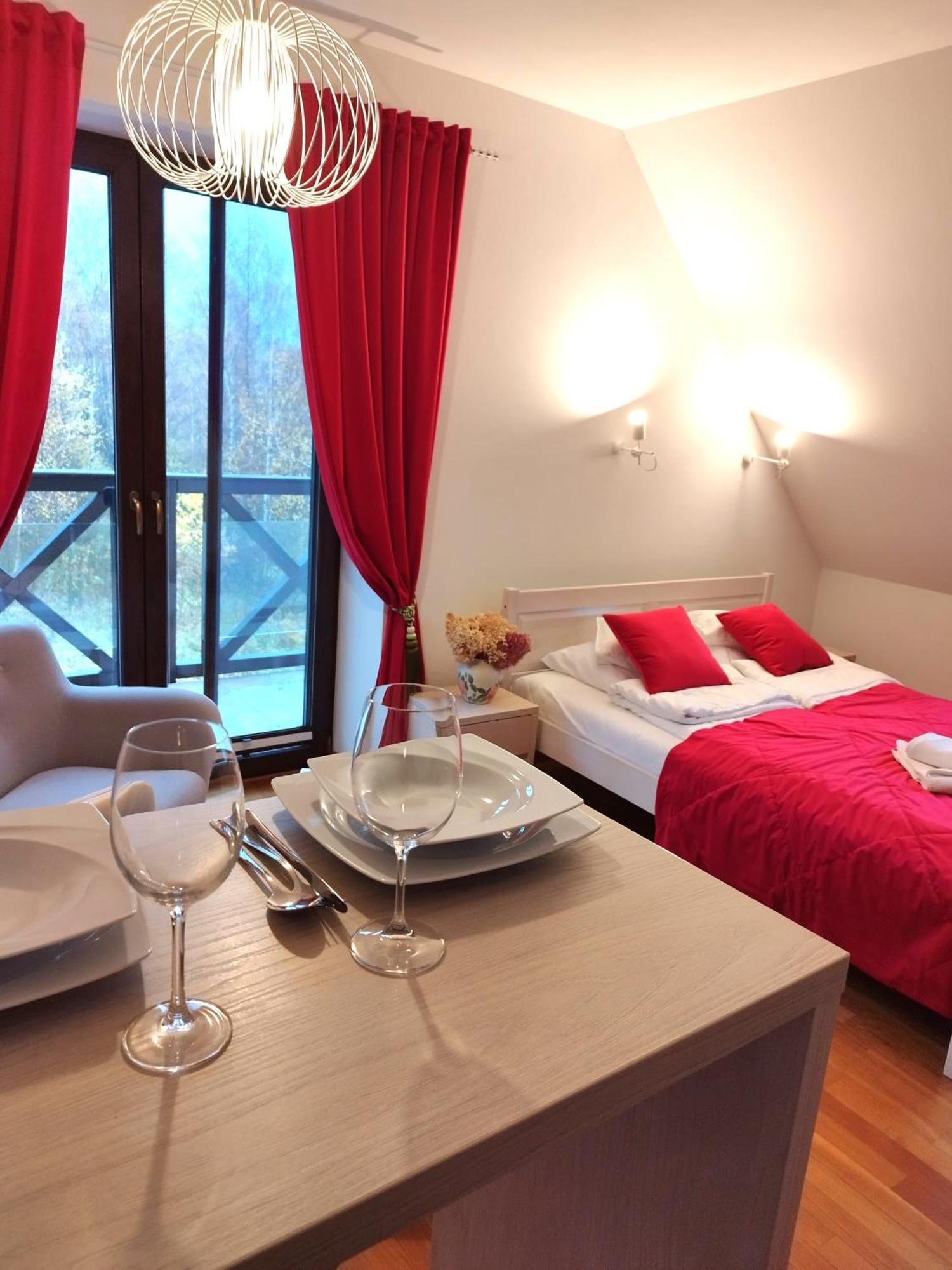 Apartamety I Pokoje Goscinne Na Jaskolczej Swieradow-Zdroj Ngoại thất bức ảnh