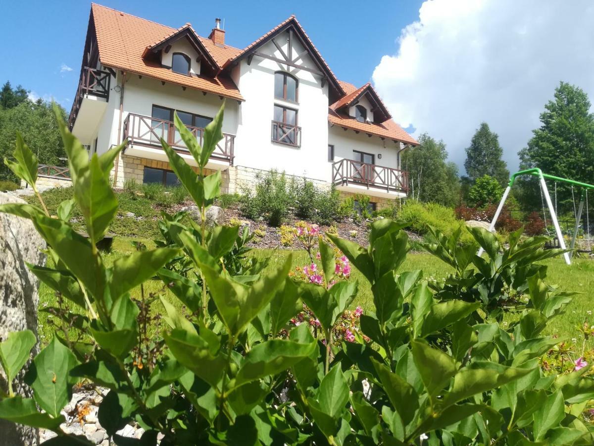Apartamety I Pokoje Goscinne Na Jaskolczej Swieradow-Zdroj Ngoại thất bức ảnh